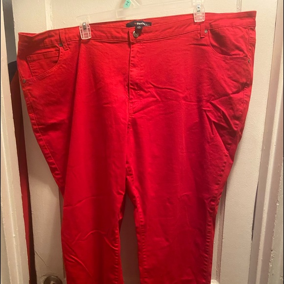 COPY - Roamans red jeans - Picture 1 of 3